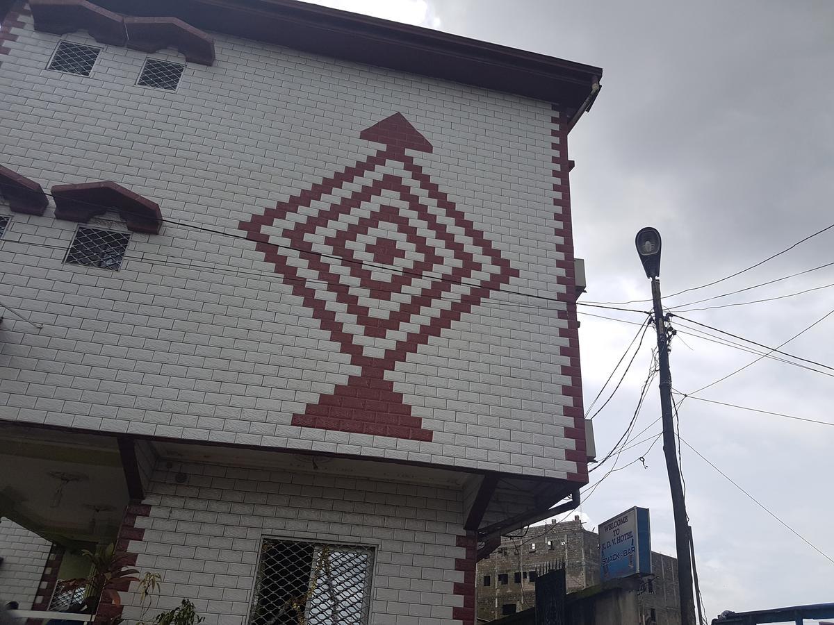 Hotel Kdv Bonabéri エクステリア 写真