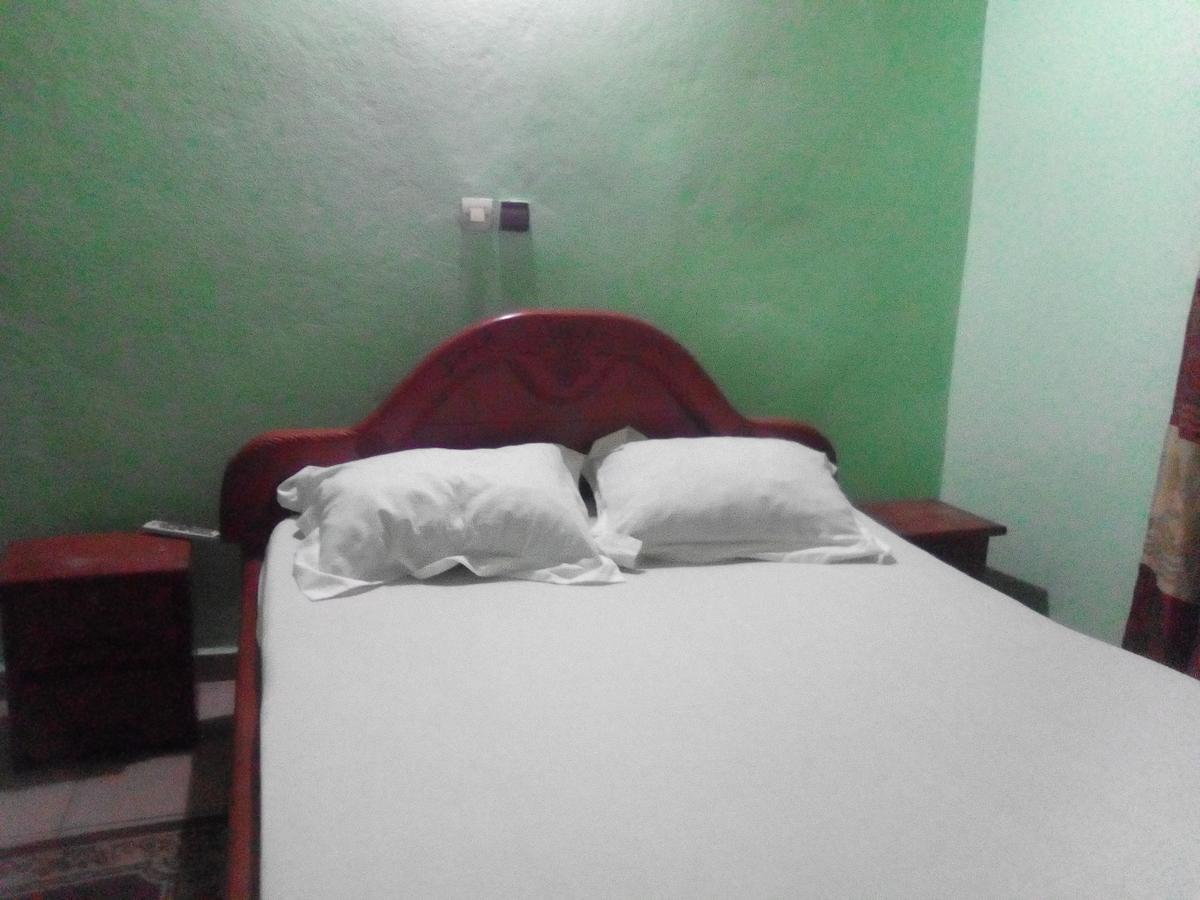 Hotel Kdv Bonabéri エクステリア 写真