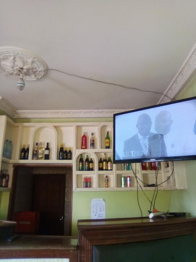 Hotel Kdv Bonabéri エクステリア 写真